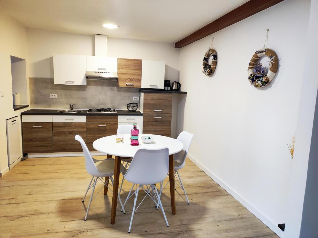 Apartments Bertetic Kanfanar Eksteriør bilde